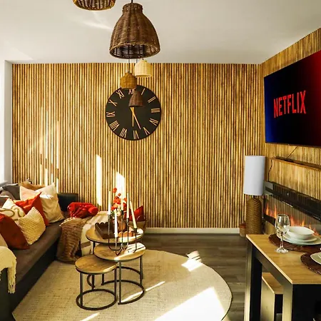 Appartement Bradford City Centre Close To Trains, Dining, 65' Smart Tv Netflix, Disney, Youtube